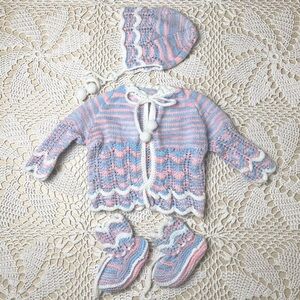 Vintage Baby Girl 3-6 Months Blue Pink Knit Cardigan Booties Bonnet Outfit Set